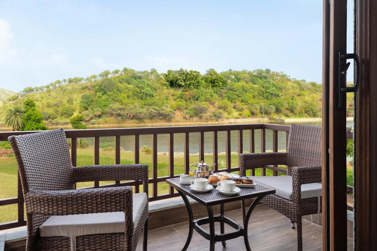Sarasiruham Resort - Private Pool Villa In ウダイプル エクステリア 写真
