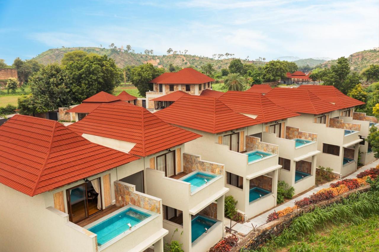 Sarasiruham Resort - Private Pool Villa In ウダイプル エクステリア 写真