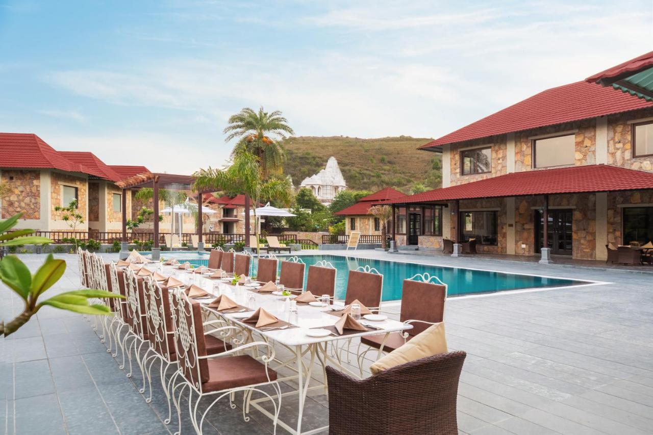 Sarasiruham Resort - Private Pool Villa In ウダイプル エクステリア 写真