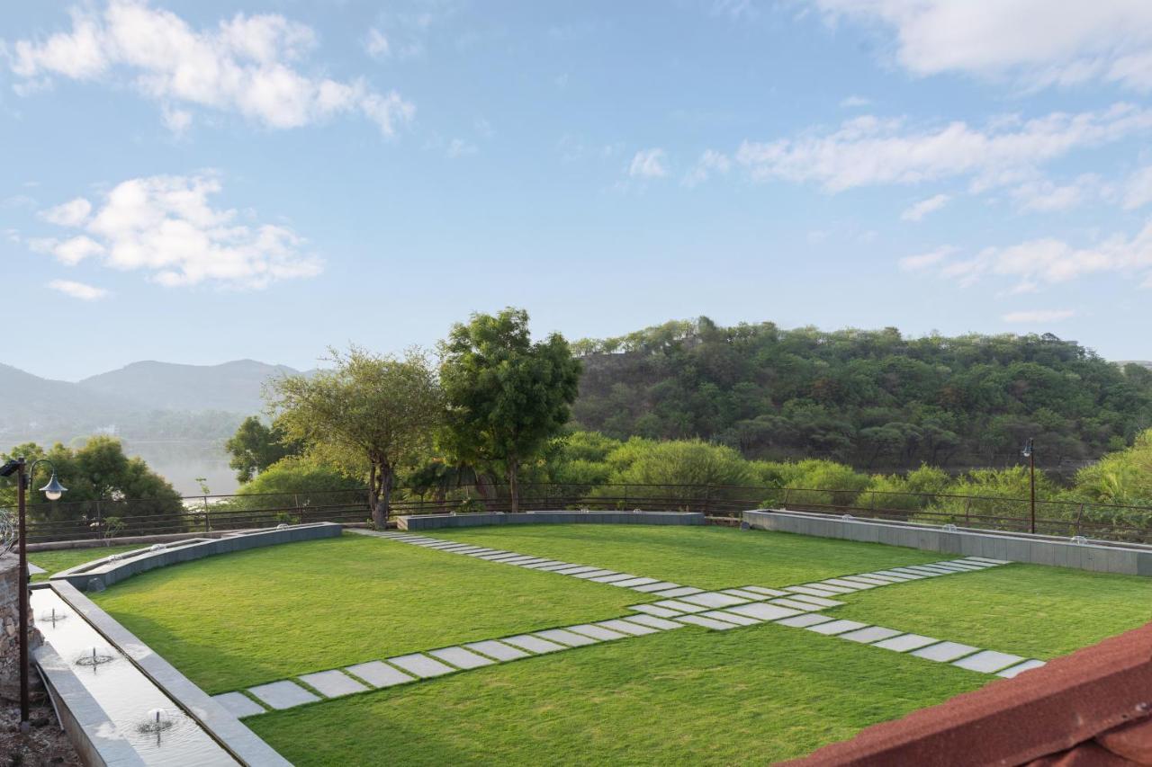 Sarasiruham Resort - Private Pool Villa In ウダイプル エクステリア 写真