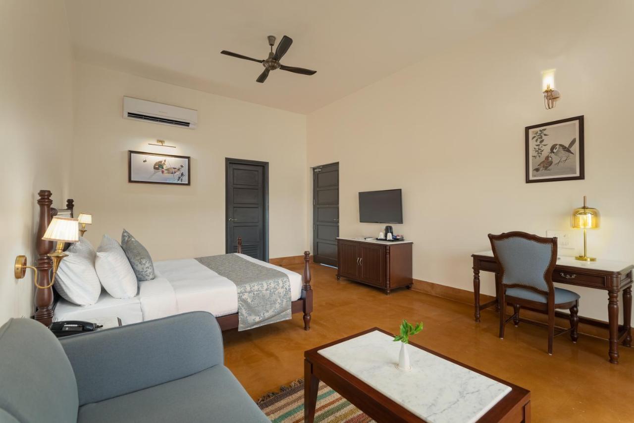 Sarasiruham Resort - Private Pool Villa In ウダイプル エクステリア 写真